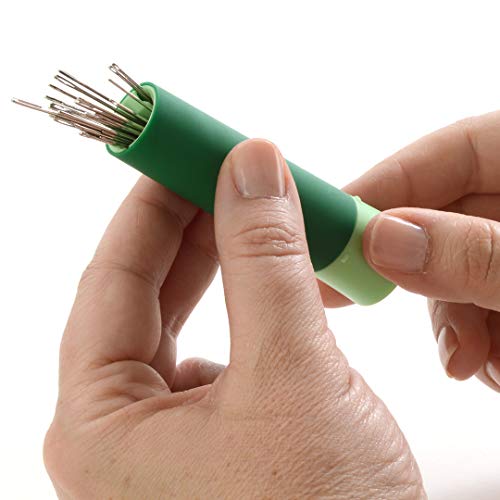 Green Slight Twist N Select Needle Storage Tube Needle Holder